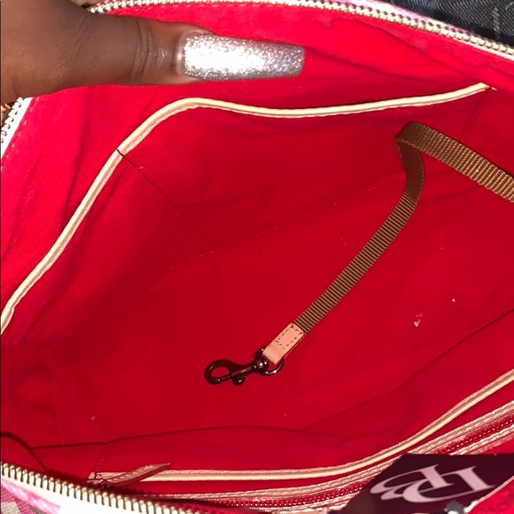 Dooney and Bourke purse - Picture 6 of 8